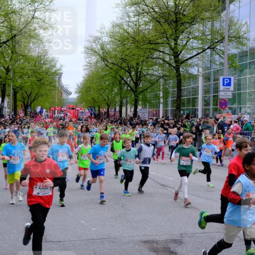 25.04.2026 - Das Zehntel Tim E. http://msf.ph/oto/9572793 25.04.2026 10:33:47 Ziel  meine-sportfotos.de
