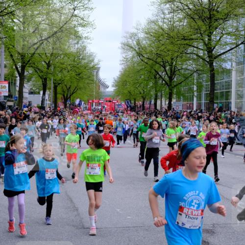 25.04.2026 - Das Zehntel Tim E. http://msf.ph/oto/9572808 25.04.2026 10:33:50 Ziel  meine-sportfotos.de