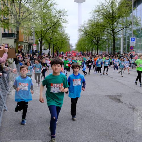 25.04.2026 - Das Zehntel Tim E. http://msf.ph/oto/9572817 25.04.2026 10:33:53 Ziel  meine-sportfotos.de