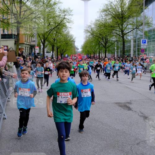25.04.2026 - Das Zehntel Tim E. http://msf.ph/oto/9572818 25.04.2026 10:33:53 Ziel  meine-sportfotos.de