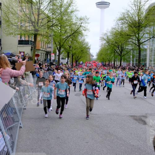25.04.2026 - Das Zehntel Tim E. http://msf.ph/oto/9572819 25.04.2026 10:33:54 Ziel  meine-sportfotos.de