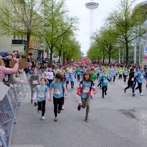 25.04.2026 - Das Zehntel Tim E. http://msf.ph/oto/9572822 25.04.2026 10:33:55 Ziel  meine-sportfotos.de