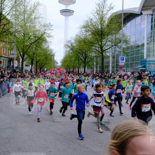25.04.2026 - Das Zehntel Tim E. http://msf.ph/oto/9572848 25.04.2026 10:33:59 Ziel  meine-sportfotos.de