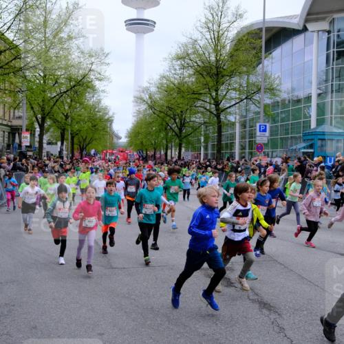 25.04.2026 - Das Zehntel Tim E. http://msf.ph/oto/9572850 25.04.2026 10:33:59 Ziel  meine-sportfotos.de