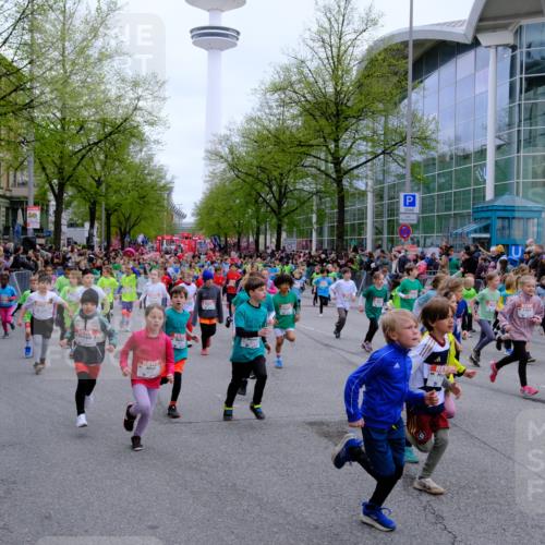 25.04.2026 - Das Zehntel Tim E. http://msf.ph/oto/9572852 25.04.2026 10:33:59 Ziel  meine-sportfotos.de