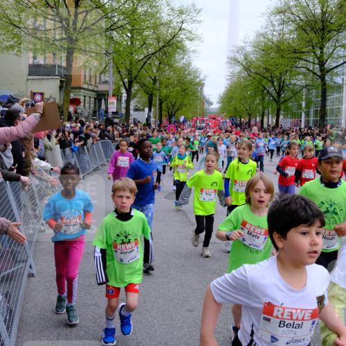 25.04.2026 - Das Zehntel Tim E. http://msf.ph/oto/9572874 25.04.2026 10:34:03 Ziel  meine-sportfotos.de