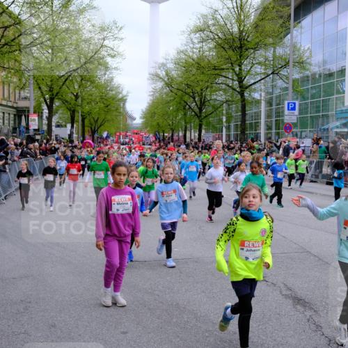 25.04.2026 - Das Zehntel Tim E. http://msf.ph/oto/9572878 25.04.2026 10:34:06 Ziel  meine-sportfotos.de