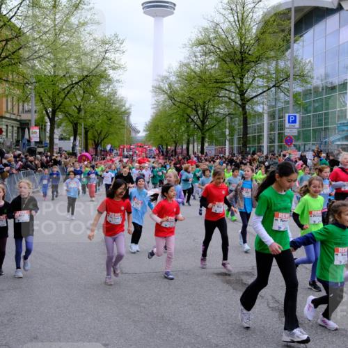25.04.2026 - Das Zehntel Tim E. http://msf.ph/oto/9572892 25.04.2026 10:34:08 Ziel  meine-sportfotos.de