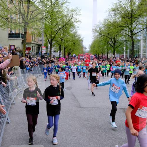 25.04.2026 - Das Zehntel Tim E. http://msf.ph/oto/9572901 25.04.2026 10:34:10 Ziel  meine-sportfotos.de