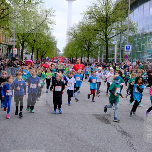 25.04.2026 - Das Zehntel Tim E. http://msf.ph/oto/9572913 25.04.2026 10:34:13 Ziel  meine-sportfotos.de