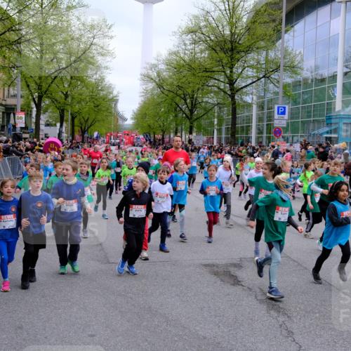 25.04.2026 - Das Zehntel Tim E. http://msf.ph/oto/9572916 25.04.2026 10:34:13 Ziel  meine-sportfotos.de