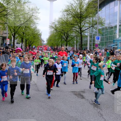 25.04.2026 - Das Zehntel Tim E. http://msf.ph/oto/9572917 25.04.2026 10:34:14 Ziel  meine-sportfotos.de