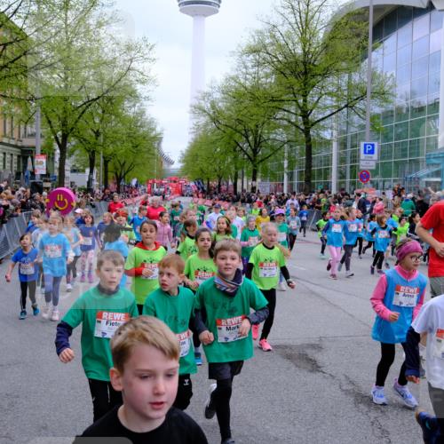 25.04.2026 - Das Zehntel Tim E. http://msf.ph/oto/9572929 25.04.2026 10:34:16 Ziel  meine-sportfotos.de