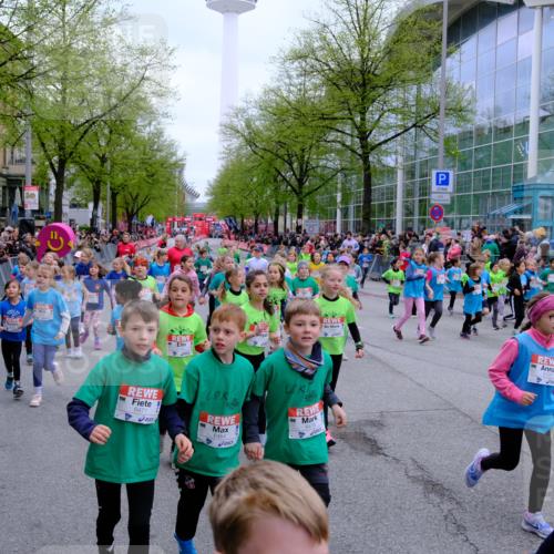 25.04.2026 - Das Zehntel Tim E. http://msf.ph/oto/9572931 25.04.2026 10:34:16 Ziel  meine-sportfotos.de