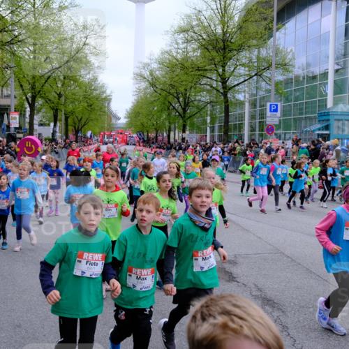 25.04.2026 - Das Zehntel Tim E. http://msf.ph/oto/9572932 25.04.2026 10:34:16 Ziel  meine-sportfotos.de