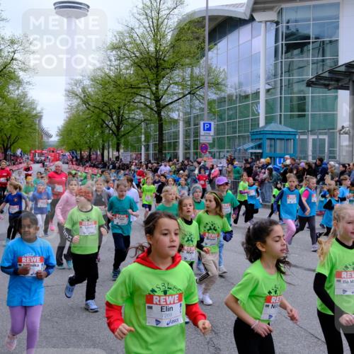 25.04.2026 - Das Zehntel Tim E. http://msf.ph/oto/9572941 25.04.2026 10:34:17 Ziel  meine-sportfotos.de
