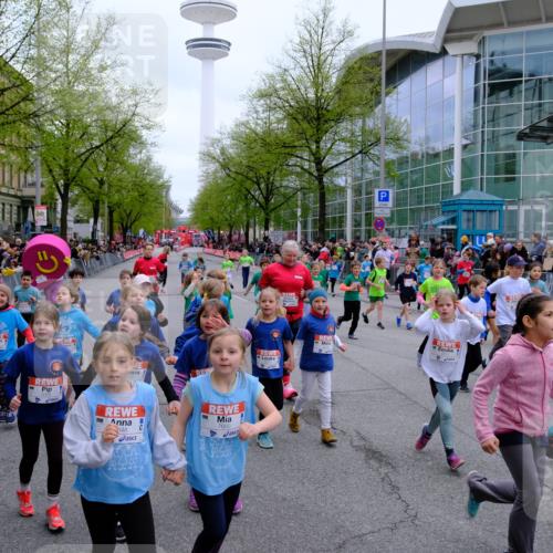 25.04.2026 - Das Zehntel Tim E. http://msf.ph/oto/9572951 25.04.2026 10:34:20 Ziel  meine-sportfotos.de