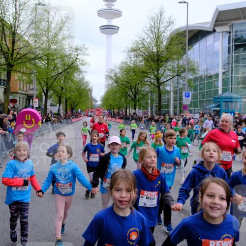 25.04.2026 - Das Zehntel Tim E. http://msf.ph/oto/9572960 25.04.2026 10:34:21 Ziel  meine-sportfotos.de