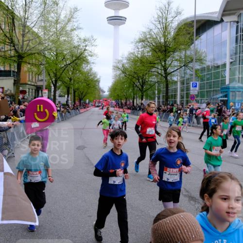 25.04.2026 - Das Zehntel Tim E. http://msf.ph/oto/9572966 25.04.2026 10:34:23 Ziel  meine-sportfotos.de