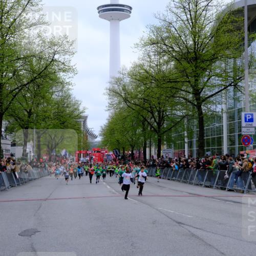 25.04.2026 - Das Zehntel Tim E. http://msf.ph/oto/9572984 25.04.2026 10:35:06 Ziel  meine-sportfotos.de