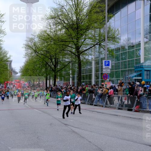 25.04.2026 - Das Zehntel Tim E. http://msf.ph/oto/9572994 25.04.2026 10:35:07 Ziel  meine-sportfotos.de