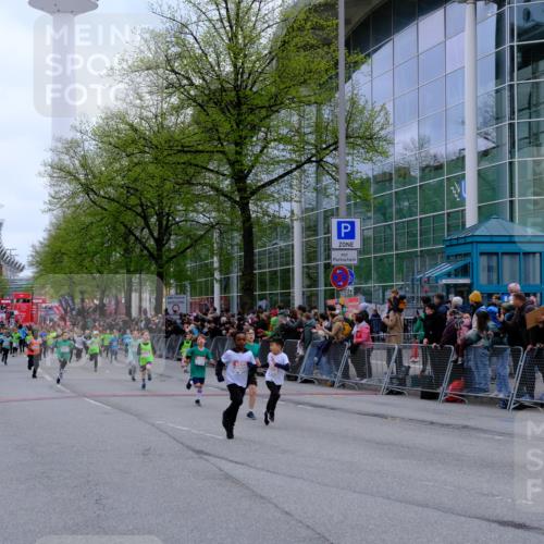 25.04.2026 - Das Zehntel Tim E. http://msf.ph/oto/9572997 25.04.2026 10:35:08 Ziel  meine-sportfotos.de