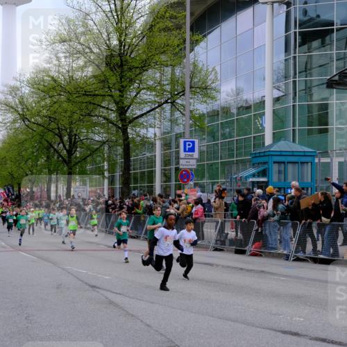25.04.2026 - Das Zehntel Tim E. http://msf.ph/oto/9572998 25.04.2026 10:35:08 Ziel  meine-sportfotos.de