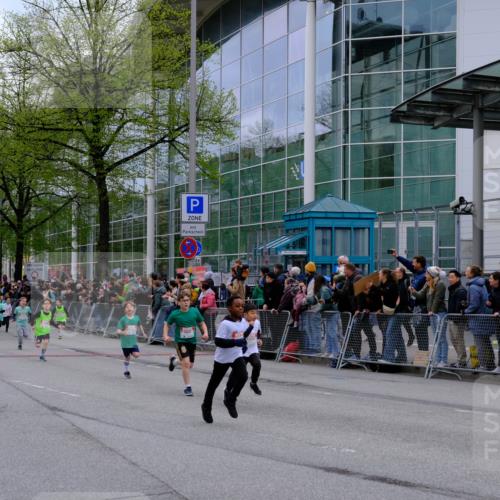 25.04.2026 - Das Zehntel Tim E. http://msf.ph/oto/9573002 25.04.2026 10:35:08 Ziel  meine-sportfotos.de