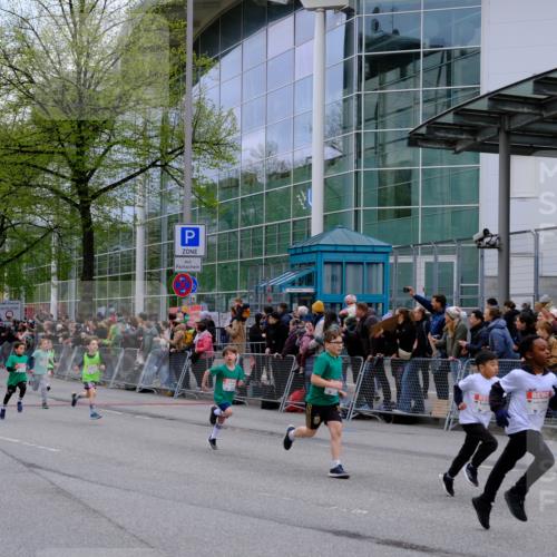 25.04.2026 - Das Zehntel Tim E. http://msf.ph/oto/9573006 25.04.2026 10:35:09 Ziel  meine-sportfotos.de