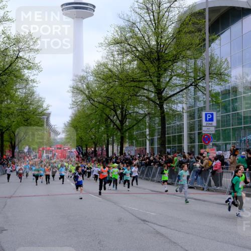 25.04.2026 - Das Zehntel Tim E. http://msf.ph/oto/9573010 25.04.2026 10:35:11 Ziel  meine-sportfotos.de