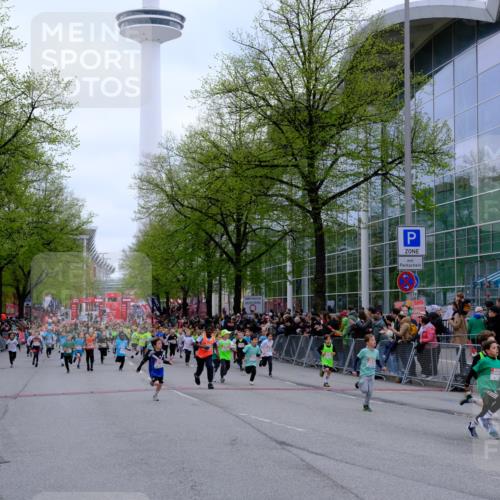 25.04.2026 - Das Zehntel Tim E. http://msf.ph/oto/9573011 25.04.2026 10:35:11 Ziel  meine-sportfotos.de