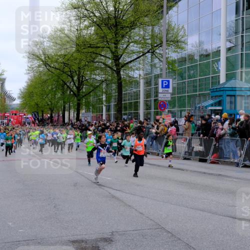25.04.2026 - Das Zehntel Tim E. http://msf.ph/oto/9573015 25.04.2026 10:35:13 Ziel  meine-sportfotos.de