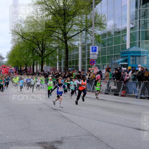 25.04.2026 - Das Zehntel Tim E. http://msf.ph/oto/9573016 25.04.2026 10:35:13 Ziel  meine-sportfotos.de