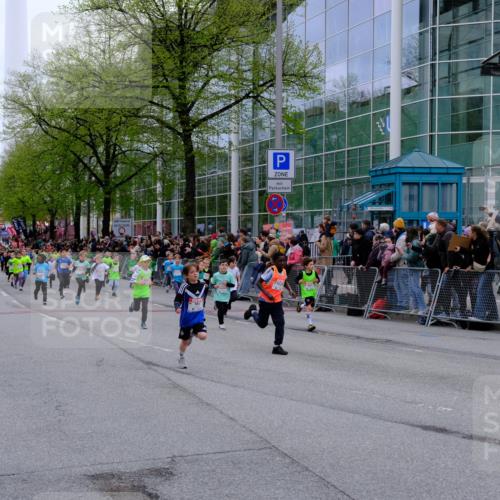 25.04.2026 - Das Zehntel Tim E. http://msf.ph/oto/9573018 25.04.2026 10:35:13 Ziel  meine-sportfotos.de