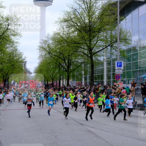 25.04.2026 - Das Zehntel Tim E. http://msf.ph/oto/9573031 25.04.2026 10:35:17 Ziel  meine-sportfotos.de