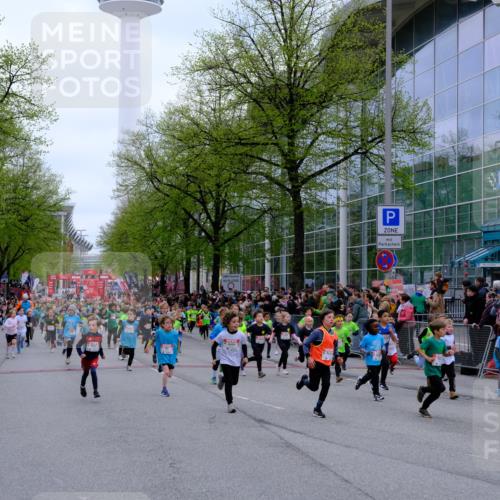25.04.2026 - Das Zehntel Tim E. http://msf.ph/oto/9573033 25.04.2026 10:35:17 Ziel  meine-sportfotos.de