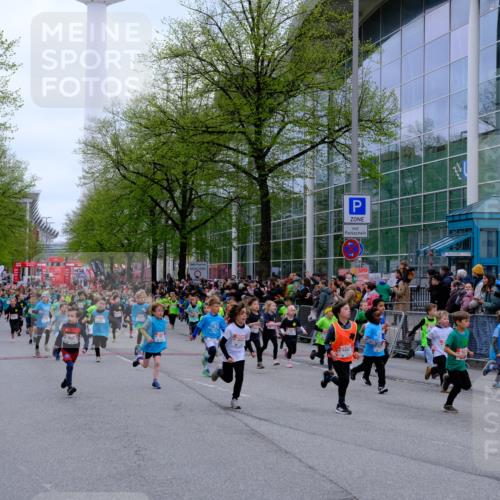 25.04.2026 - Das Zehntel Tim E. http://msf.ph/oto/9573036 25.04.2026 10:35:17 Ziel  meine-sportfotos.de