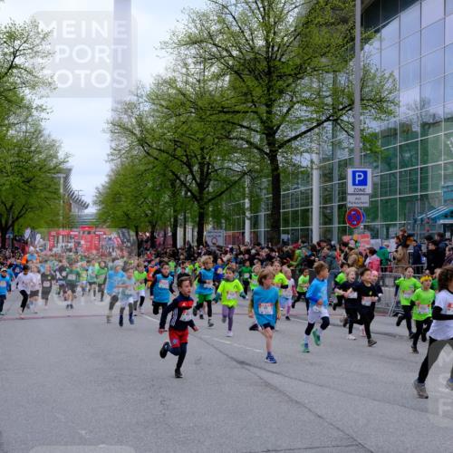 25.04.2026 - Das Zehntel Tim E. http://msf.ph/oto/9573041 25.04.2026 10:35:18 Ziel  meine-sportfotos.de