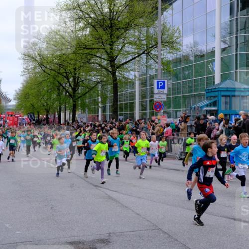 25.04.2026 - Das Zehntel Tim E. http://msf.ph/oto/9573046 25.04.2026 10:35:19 Ziel  meine-sportfotos.de
