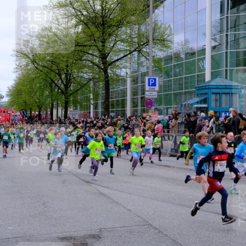 25.04.2026 - Das Zehntel Tim E. http://msf.ph/oto/9573047 25.04.2026 10:35:19 Ziel  meine-sportfotos.de
