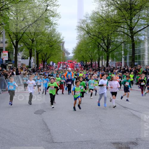 25.04.2026 - Das Zehntel Tim E. http://msf.ph/oto/9573058 25.04.2026 10:35:23 Ziel  meine-sportfotos.de
