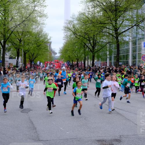 25.04.2026 - Das Zehntel Tim E. http://msf.ph/oto/9573064 25.04.2026 10:35:23 Ziel  meine-sportfotos.de