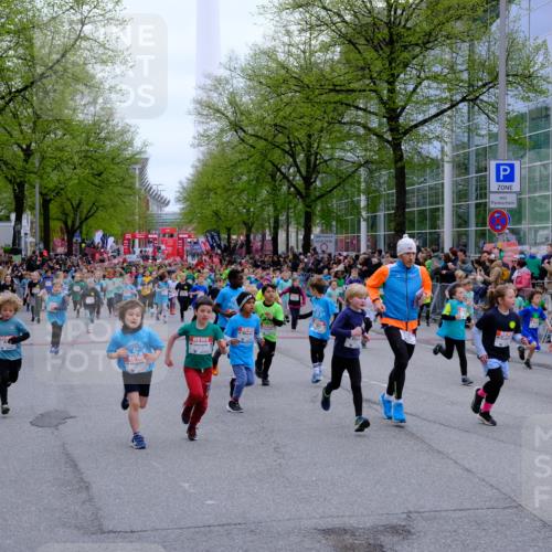 25.04.2026 - Das Zehntel Tim E. http://msf.ph/oto/9573083 25.04.2026 10:35:26 Ziel  meine-sportfotos.de