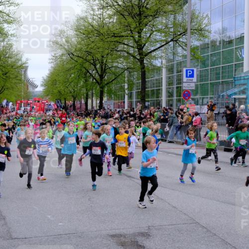 25.04.2026 - Das Zehntel Tim E. http://msf.ph/oto/9573120 25.04.2026 10:35:33 Ziel  meine-sportfotos.de