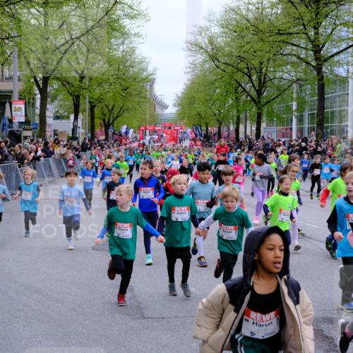 25.04.2026 - Das Zehntel Tim E. http://msf.ph/oto/9573128 25.04.2026 10:35:36 Ziel  meine-sportfotos.de