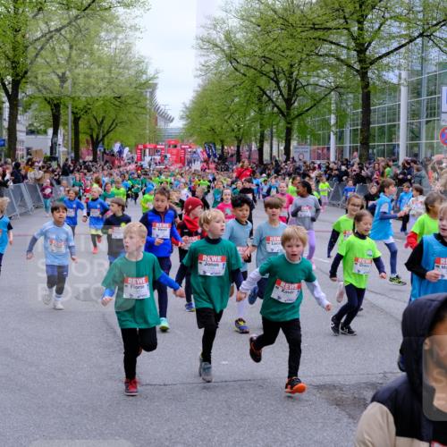 25.04.2026 - Das Zehntel Tim E. http://msf.ph/oto/9573131 25.04.2026 10:35:36 Ziel  meine-sportfotos.de