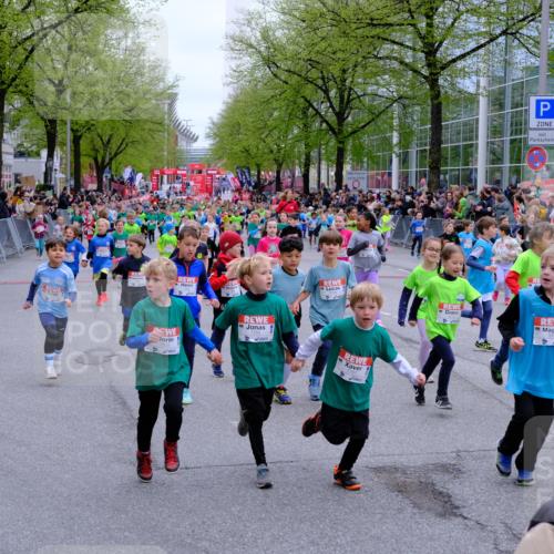 25.04.2026 - Das Zehntel Tim E. http://msf.ph/oto/9573132 25.04.2026 10:35:36 Ziel  meine-sportfotos.de