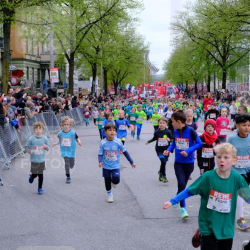 25.04.2026 - Das Zehntel Tim E. http://msf.ph/oto/9573137 25.04.2026 10:35:37 Ziel  meine-sportfotos.de