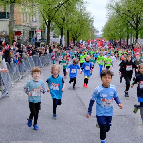25.04.2026 - Das Zehntel Tim E. http://msf.ph/oto/9573145 25.04.2026 10:35:38 Ziel  meine-sportfotos.de
