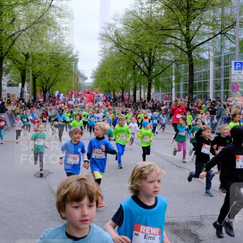 25.04.2026 - Das Zehntel Tim E. http://msf.ph/oto/9573155 25.04.2026 10:35:40 Ziel  meine-sportfotos.de